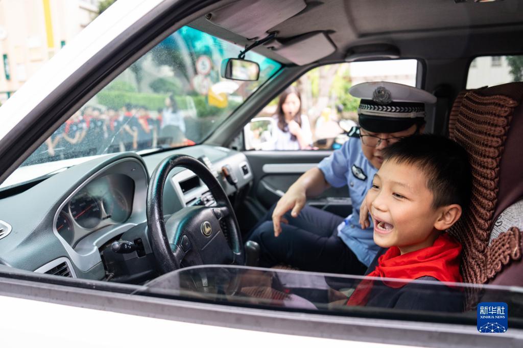 微乐斗地主电脑版怎么下载
